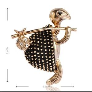 Unique Vintage Color Gold and Black Turtle Brooch